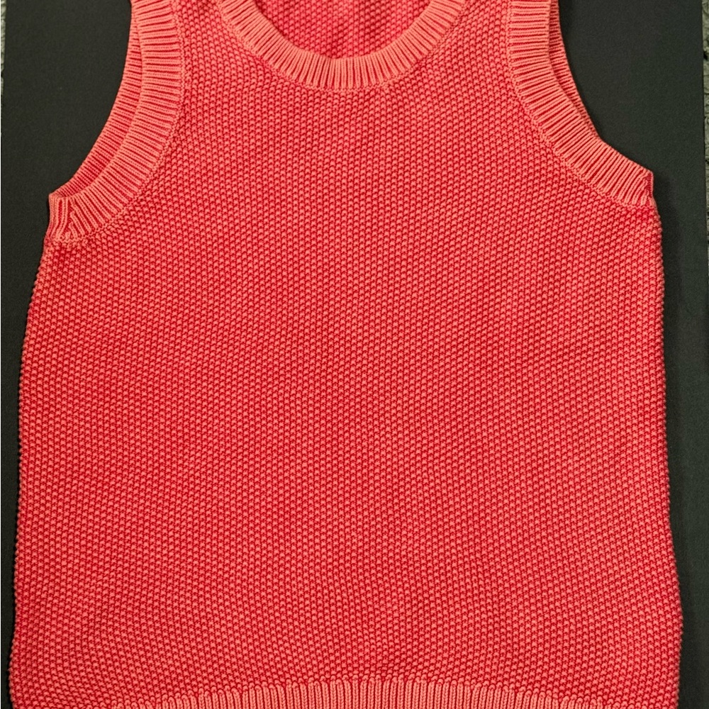 Tommy Bahama Sleeveless Coral Pink Knit Sweater Vest Size Small classic